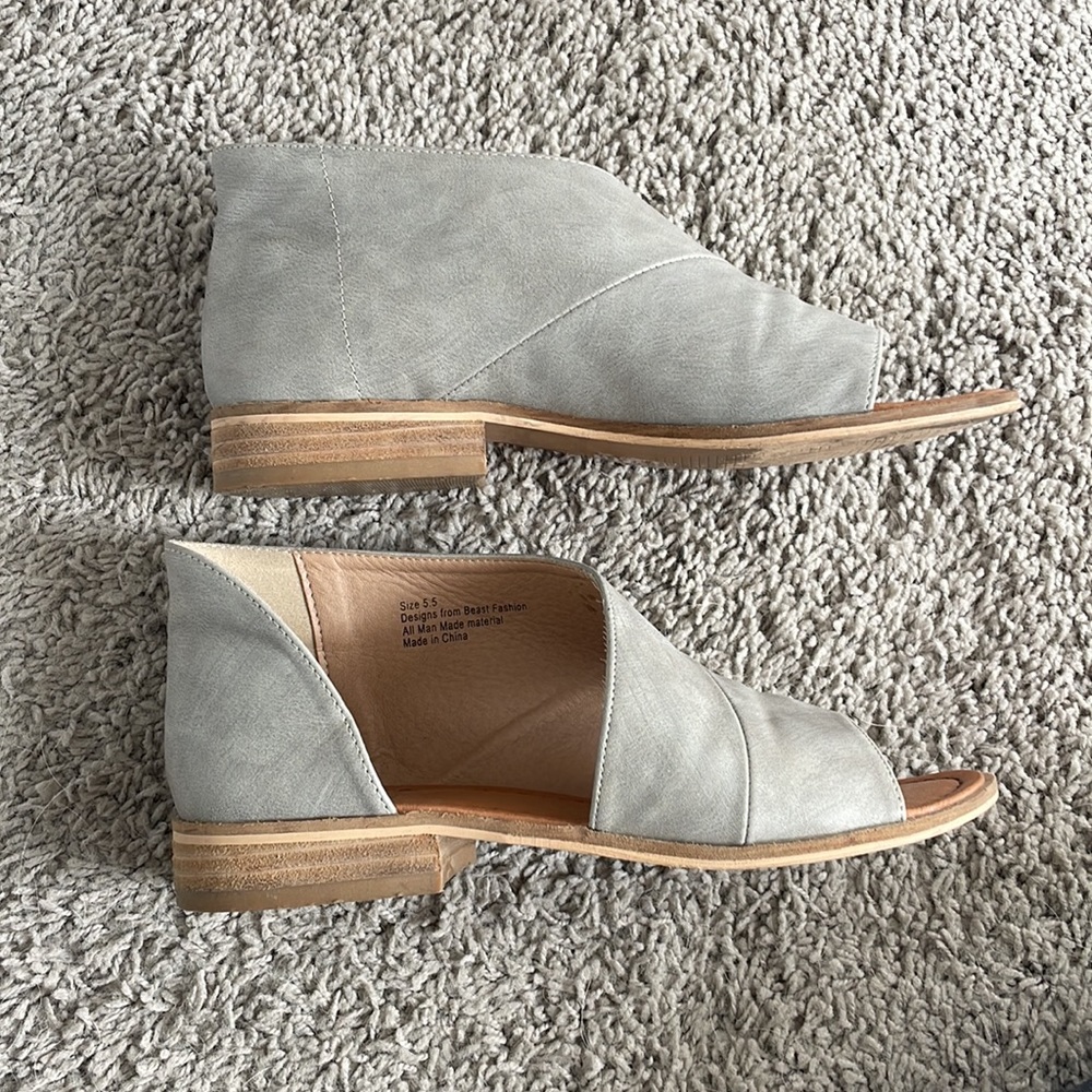 Open Side / Toe Shoe - Picture 3 of 4